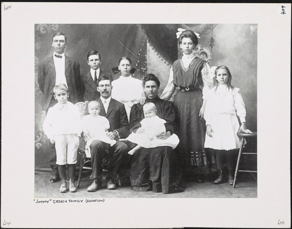 Victorian family of two adults and eight children