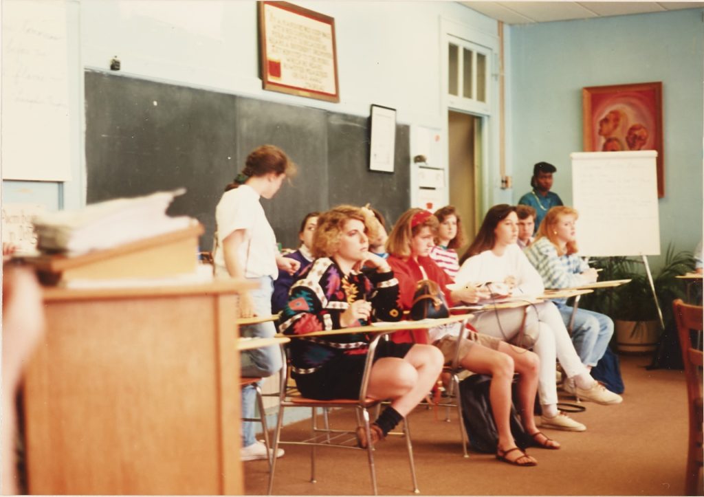 A color photo of a classroom in Hendersonville High School during the nineties.